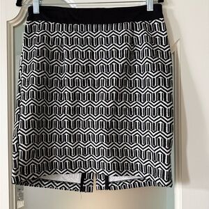 Dex Black and White Patterned Skort